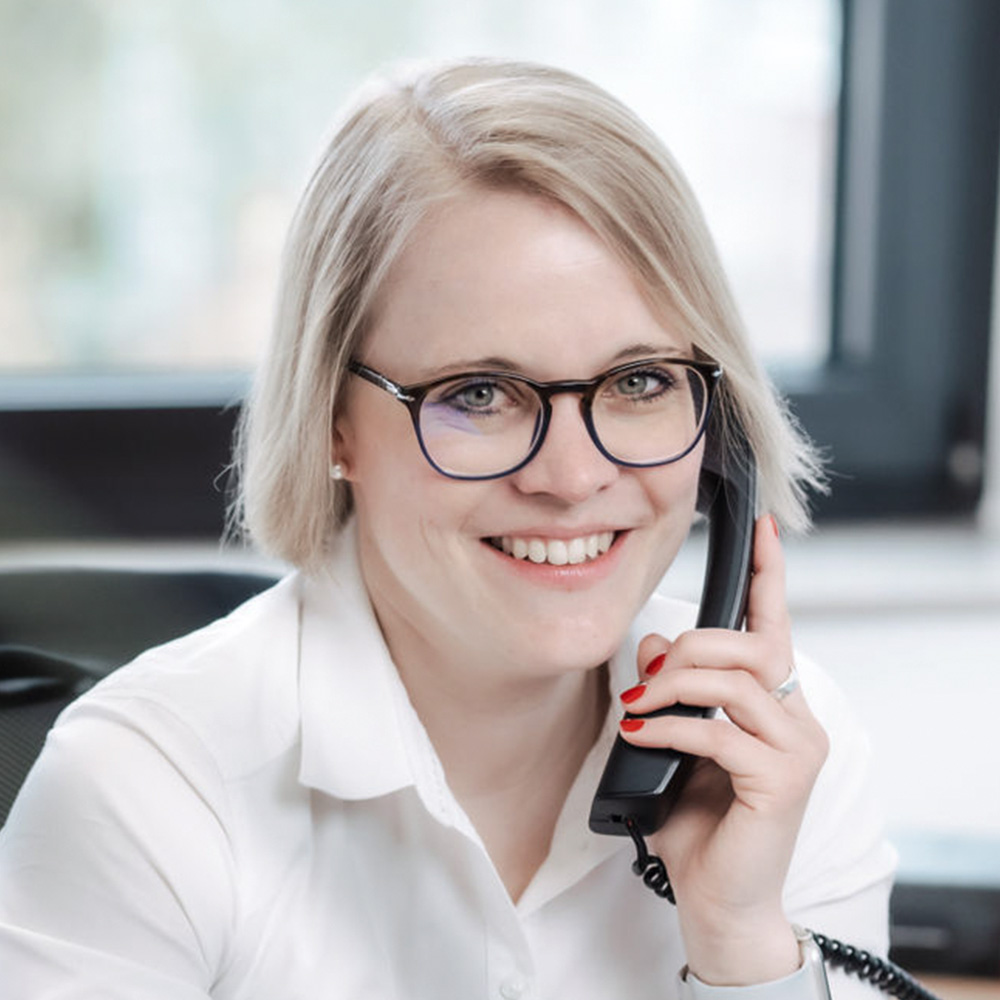 Rechtsanwältin und Notarin Miriam Tietjen